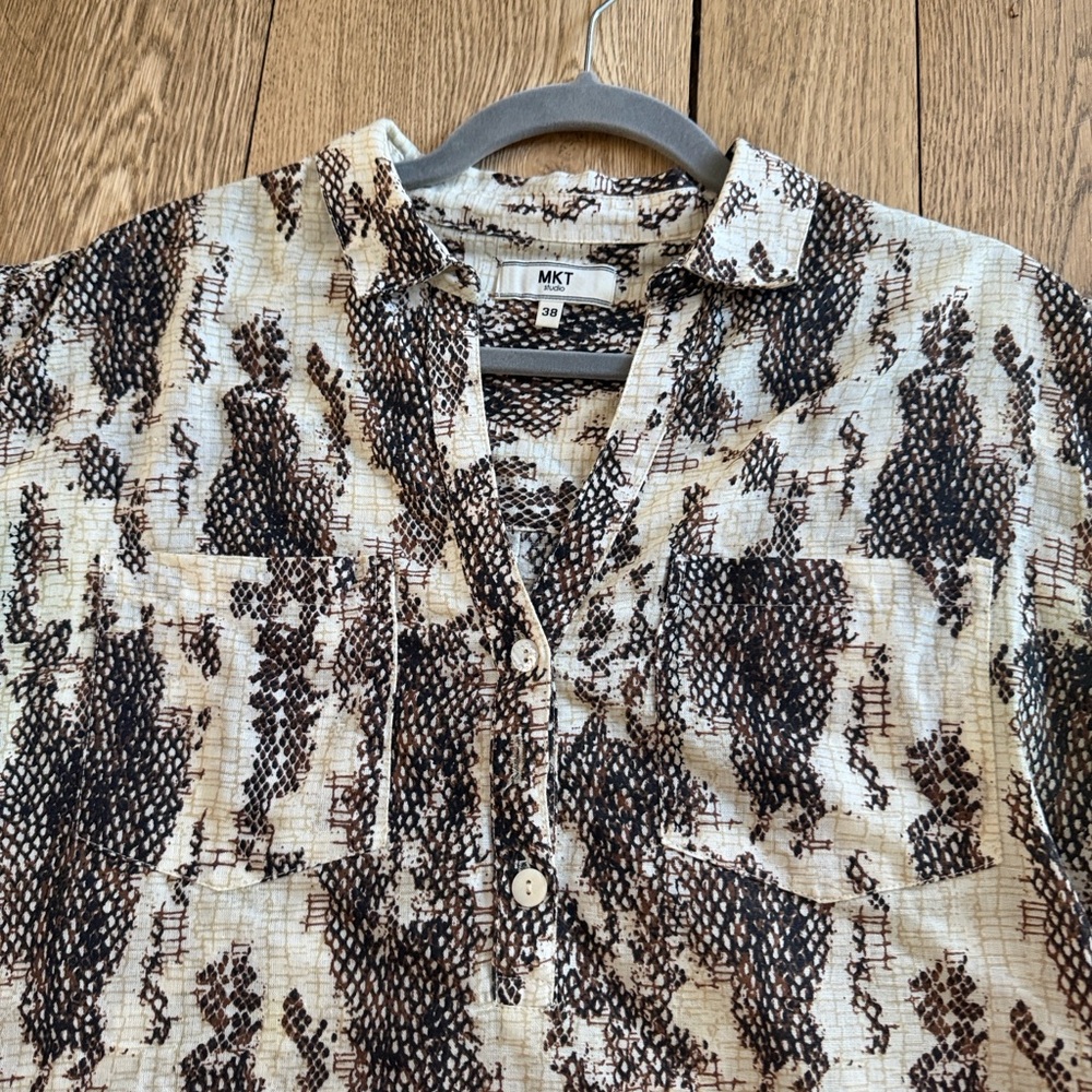 Woman’s linen mini dress with pockets animal print
